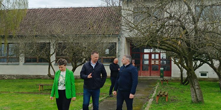 Kreću radovi na potpunoj obnovi Područne škole Palešnik
