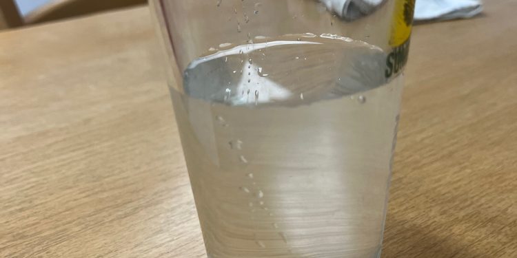 Budite sigurni da pijete zdravstveno ispravnu vodu