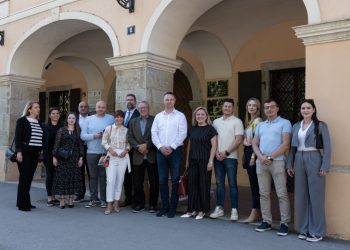 Za bjelovarske projekte zaslužna Vlada, a cijene komunalija porasle za 300 posto