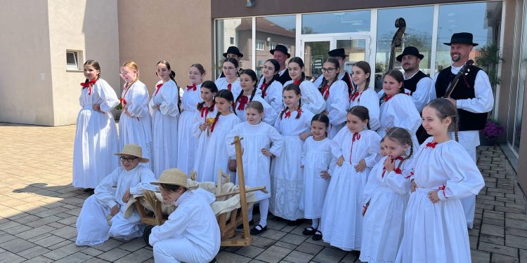 Čestitamo, djeca KUD-a Bjelovar putuju na Đakovačke vezove