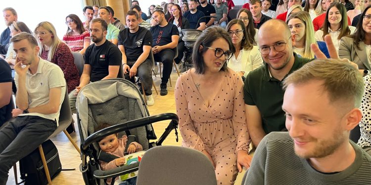 Župan Marušić dodijelio nova 122 ugovora za subvencioniranje stambenih kredita