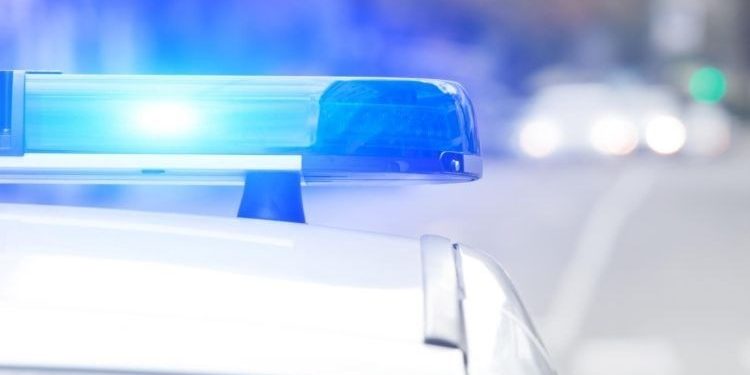 Zabio se u policijsko vozilo