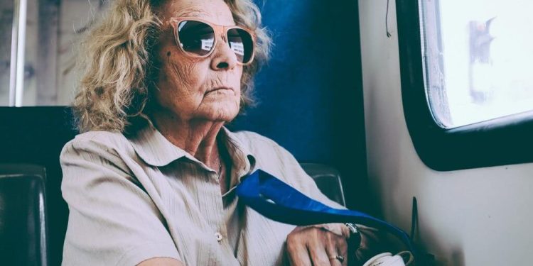 Starijima se vraća naknada za putne troškove pri liječenju