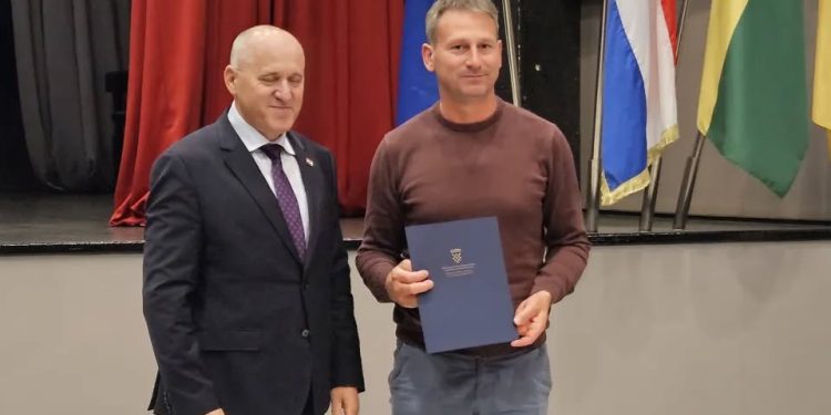 U općini Kapela za tri godine gotovi povoljni stanovi za mlade