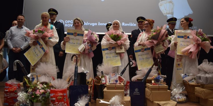 U Novu Gradišku ide Kristina Gluščić, a pratilje su joj Franka Birt i Zlatka Šostaric