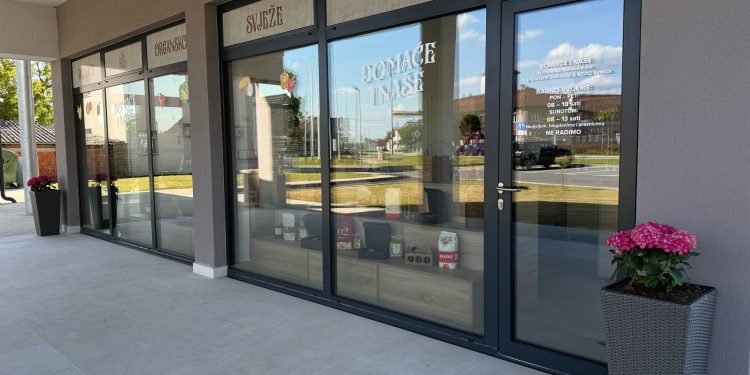 Okusite i podržite domaće, proradila posebna trgovina na tržnici u Rovišću