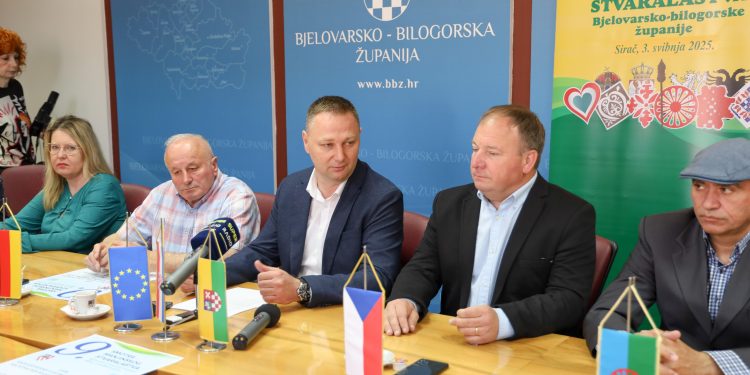 Sutra u Siraču Smotra manjinskog stvaralaštva