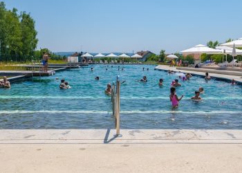 Otvorena sezona kupanja na čazmanskom biobazenu: besplatan ulaz i najava škole plivanja