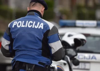 Filmska potjera ulicama Garešnice: 28-godišnjak uhićen nakon krađe auta, bicikla i mobitela