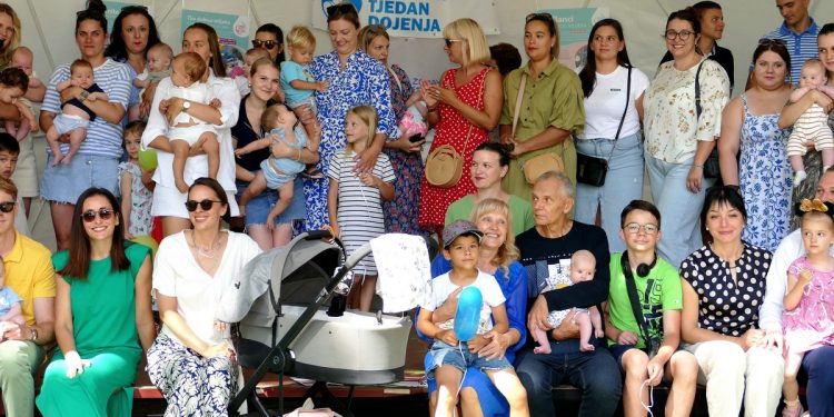 Bjelovar obilježava Međunarodni tjedan dojenja: „Neka dojenje postane prioritet“