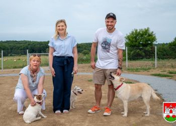 Daruvar dobio prvi park za pse: “Ovdje će psi, a i vlasnici, steći nove prijatelje”