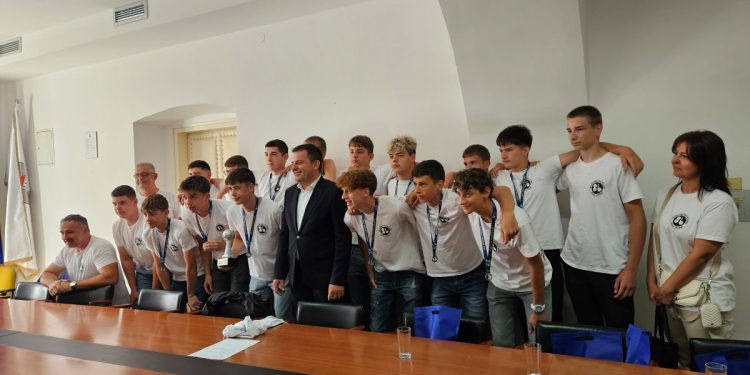 Bjelovarski mladi rukometaši osvojili srebro na svjetskom turniru u Švedskoj: “Iskustvo za cijeli život”