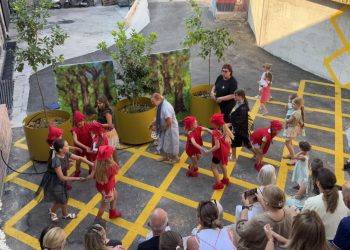 Bjelovar i Dubrovnik povezani kazalištem: „Šuma Striborova“ rasplamsala maštu najmlađih