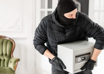 Ovotjedno policijsko izvješće donosi čak 184 prometna prekršaja, krađe i požar