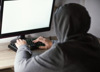 Lažni broker ˝skinuo˝ oštećenom više od 26 tisuća eura sa računa