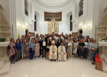 Mandate za novu školsku godinu primio 21 vjeroučitelj, trajni mandat dvije vjeroučiteljice