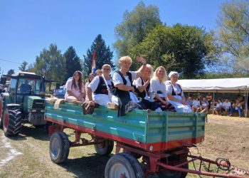 Stara Plošćica ponovno oživjela kroz 20. Ploščićko mašinanje