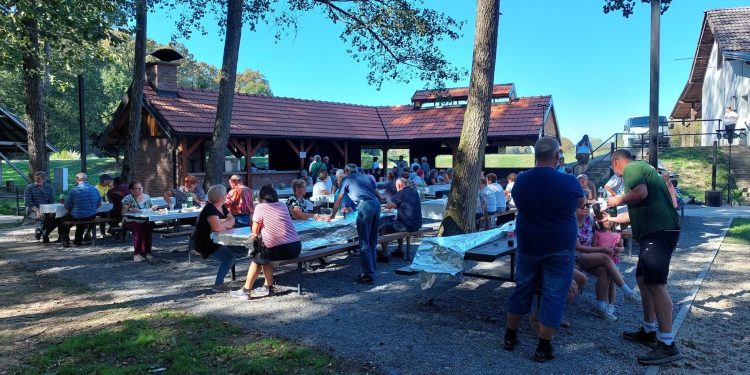 U Garešnici održana druga Sarmijada – kraljica jela dobila svoj festival