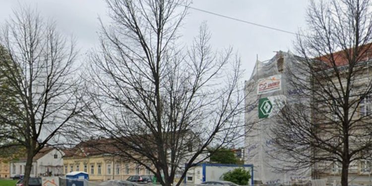 Umjesto zapuštene zelene površine – privremeno parkiralište kod Općinskog suda u Bjelovaru