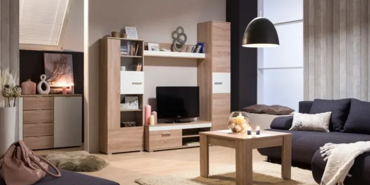 Drvoprerađivačka industrija dobro posluje, domaći maloprodajni  lanac na dnu s plaćama u odnosu na konkurenciju