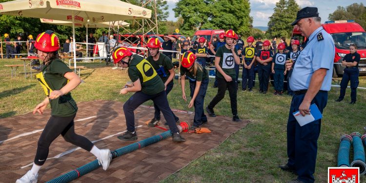 Vatrogasna tradicija posvećena preminulom kolegi