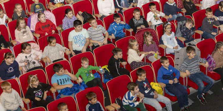 Ponovno je započeo kazališni program Prvi KLAP KLAP namijenjen svim bjelovarskim prvašićima