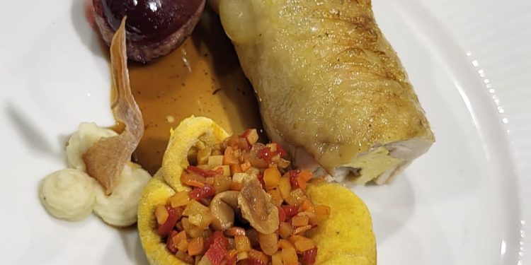 Troje učenika Turističko-ugostiteljske i prehrambene škole Bjelovar osvojilo je izvrsne rezultate na 15. Kamelija kupu