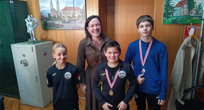 Gradonačelnica Čazme primila uspješne mlade hrvače Hrvačkog kluba Čazma