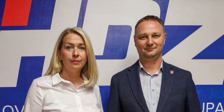 Profesorica hrvatskog istaknula kandidaturu za predsjednicu bjelovarskog HDZ-a