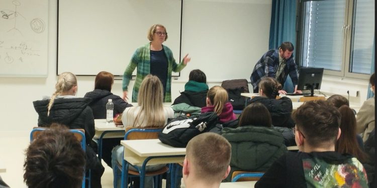 Uloga sportskog trenera u zaštiti mentalnog zdravlja i prevenciji ovisnosti kod djece i mladih