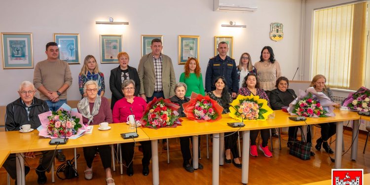 Povećane nagrade za najljepše okućnice i balkone