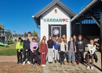 FOTO Učenici koji uče mađarski jezik nagrađeni izletom u Baranju i Osijek