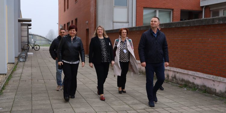 Bjelovarska dvorana zasjala u novom ruhu: Uloženo 550 tisuća eura, nema više prokišnjavanja i vlage