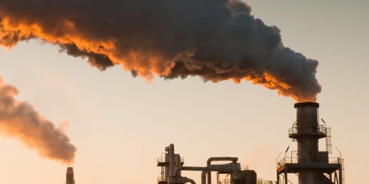 Advent započeo svečano, ali zrak danas nije za udisanje