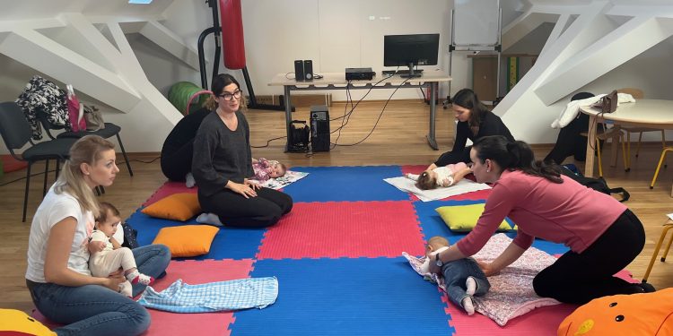 U Obiteljskom centru krenula dva preventivna programa, Baby fitness i Naše malo sunce