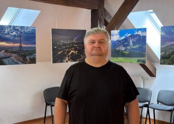 Izložba “4000 za 30” otvorena u Grubišnom Polju: Brajkovićeve fotografije publiku odvele sve do Pariza