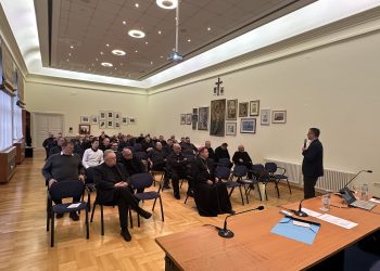 U Biskupiji istaknuta potreba za medijskim opismenjivanjem i edukacijom vjernika, svećenika i bogoslova.