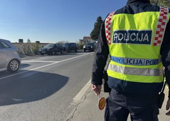 Pijani vozač (65) naletio na pješakinju u Bjelovaru – “napuhao” više od dva promila