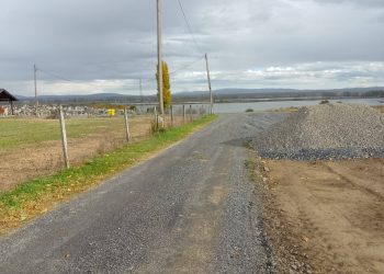 Ovo se rijetko viđa, privatnik ustupio dio zemlje za parking i sam ga uredio