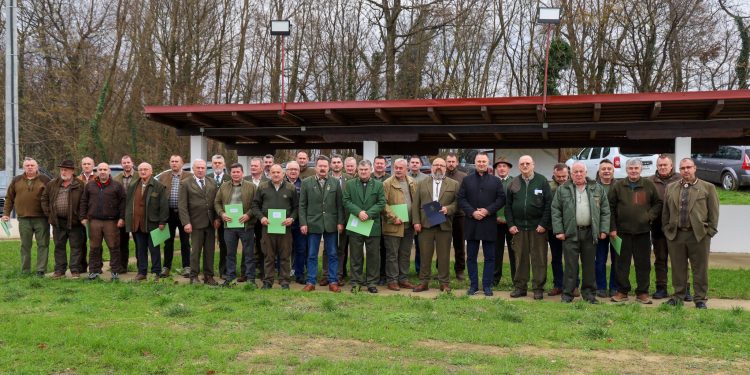 Župan Marušić dodijelio potpore lovačkim društvima