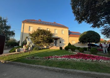 Općina Kapela svojim mještanima će isplatiti božićnice, podnesite zahtjev!