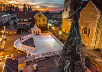 Ledena bajka otvorena i u središtu Čazme