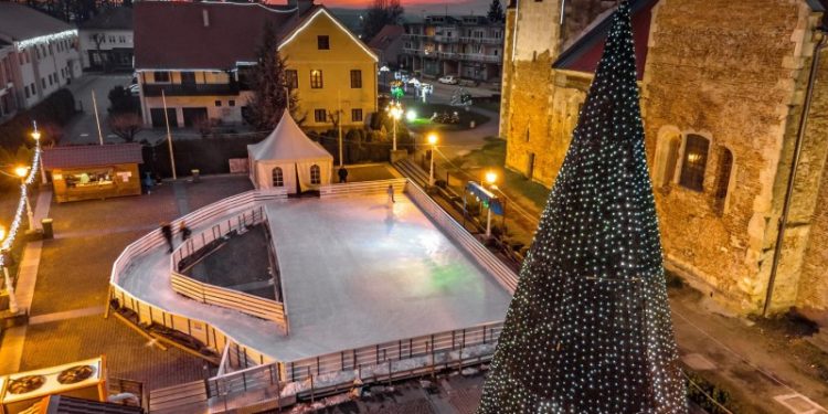 Ledena bajka otvorena i u središtu Čazme