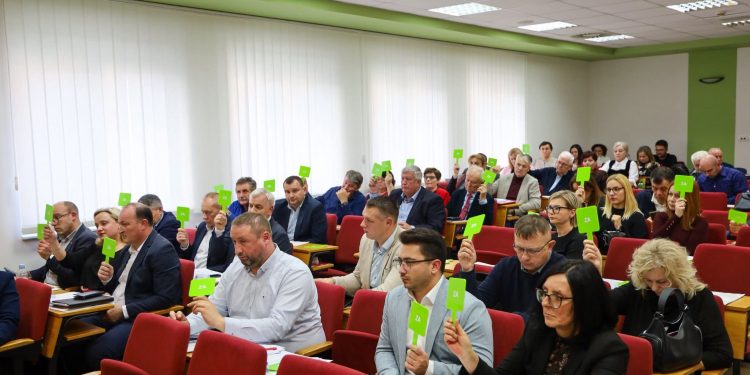 Rasprave i različita stajališta obilježili donošenje županijskog proračuna za 2026.