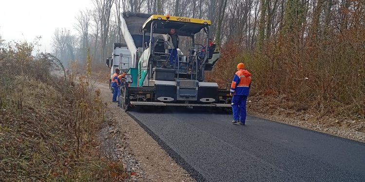 Završeno asfaltiranje ceste Stanići – Visovi