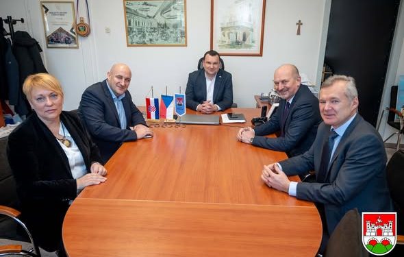 Veleposlanik Češke Republike prvi put u službenom posjetu Daruvaru