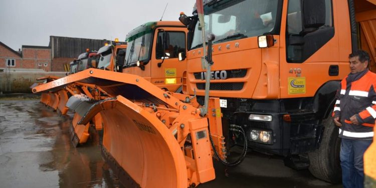Da li znate tko bi trebao i kada očistiti prometnicu ispred vaše kuće?