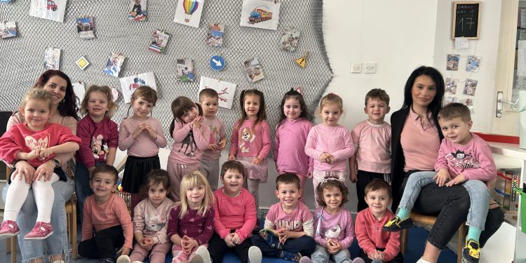 VIDEO Mališani iz Dječjeg vrtića Bubamara poslali snažnu poruku protiv nasilja