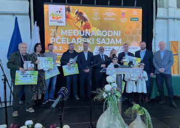 FOTO Trostruka kruna za OPG Pčelarstvo Mišković, osvojili i ukupnu titulu šampiona