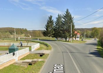 Opet prometna nesreća u Grgincu: mokar kolnik i neprilagođena brzina završili slijetanje s ceste